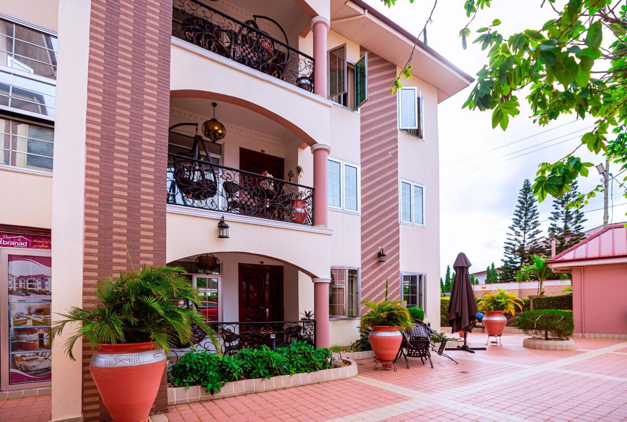 Ibranad Apartments Аккра Екстер'єр фото